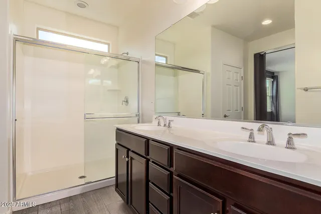 $2,200 | 3227 West Carter Road, Phoenix, AZ 85041