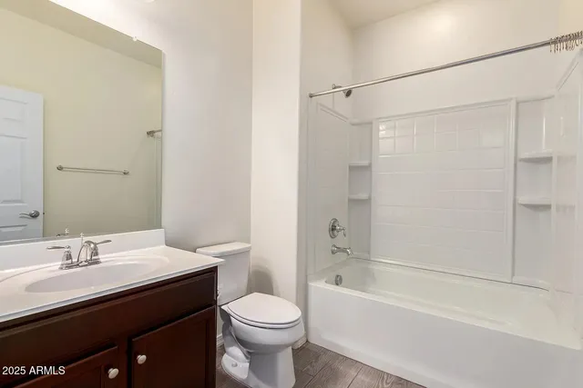 $2,200 | 3227 West Carter Road, Phoenix, AZ 85041