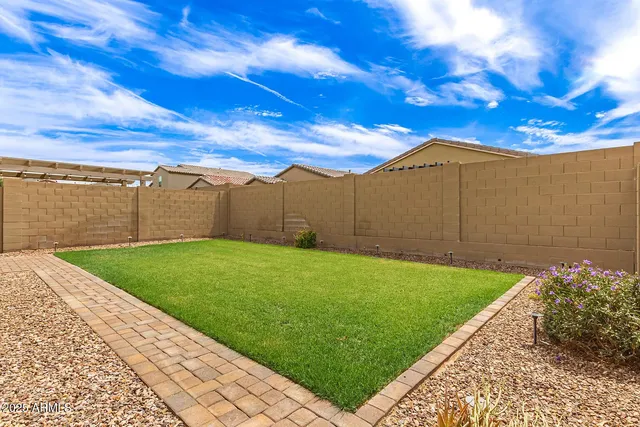 $2,200 | 3227 West Carter Road, Phoenix, AZ 85041