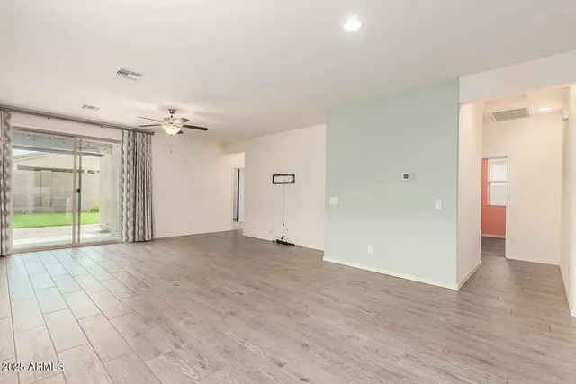 $2,200 | 3227 West Carter Road, Phoenix, AZ 85041