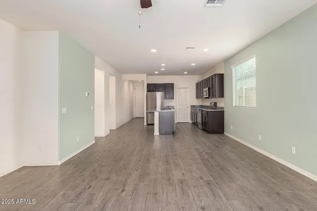 $2,200 | 3227 West Carter Road, Phoenix, AZ 85041