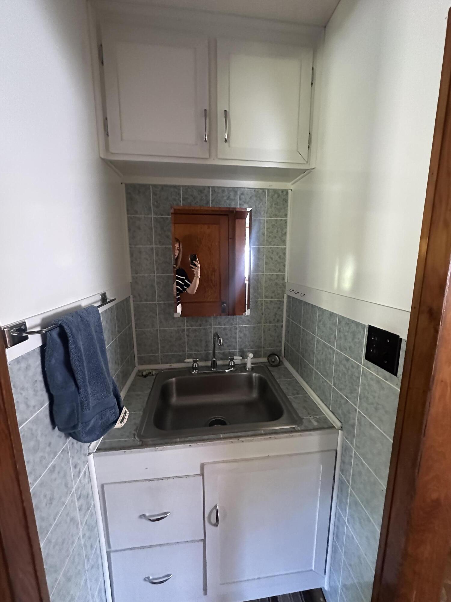 16 North Terrace Millinocket, ME 04462 - Photo 26 of 34 22E4ADDA-0431-4722-8886-DE8FDE7F4E79