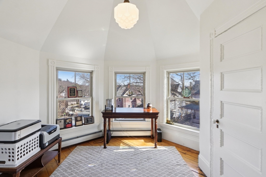 35 Frances Street Melrose, MA 02176 - Photo 25 of 42