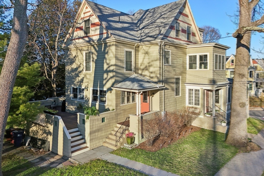 35 Frances Street Melrose, MA 02176 - Photo 32 of 42