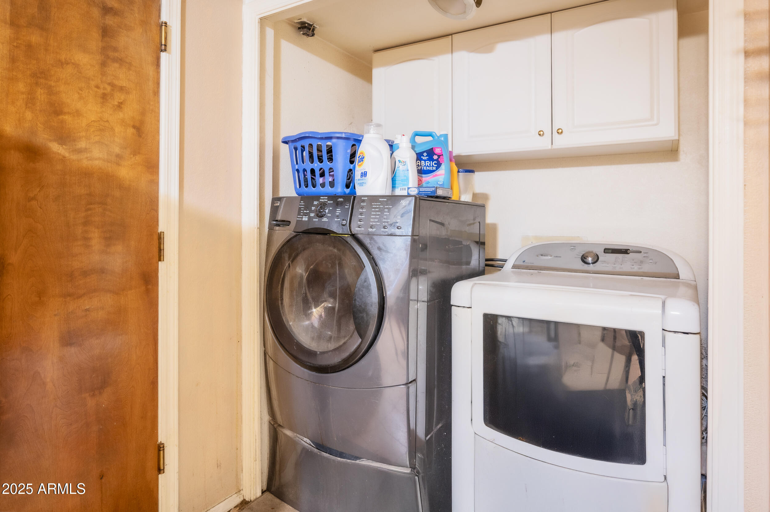 662 South Seton Mesa, AZ 85206 - Photo 25 of 25 a utility room with dryer and washer