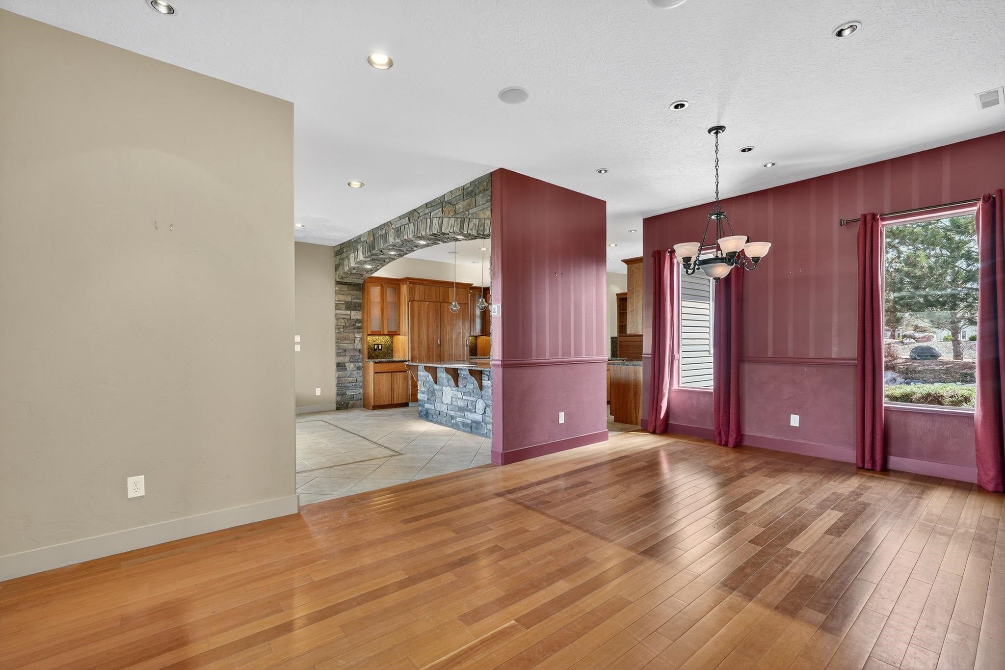 2201 North Whitney Road Pocatello, ID 83204 - Photo 5 of 50 Gallery Image 5