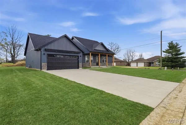 $310,000 | 2602 M- Country Dr Mountain Grove, Mountain Grove, MO 65711