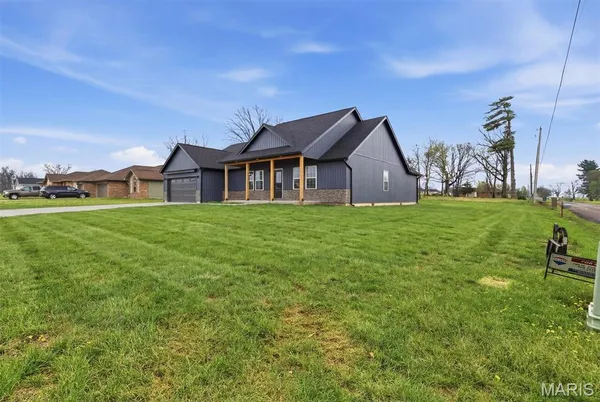 $310,000 | 2602 M- Country Dr Mountain Grove, Mountain Grove, MO 65711