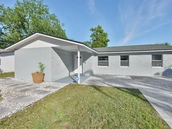 $2,750 | 6206 South Adelia Avenue, Tampa, FL 33616