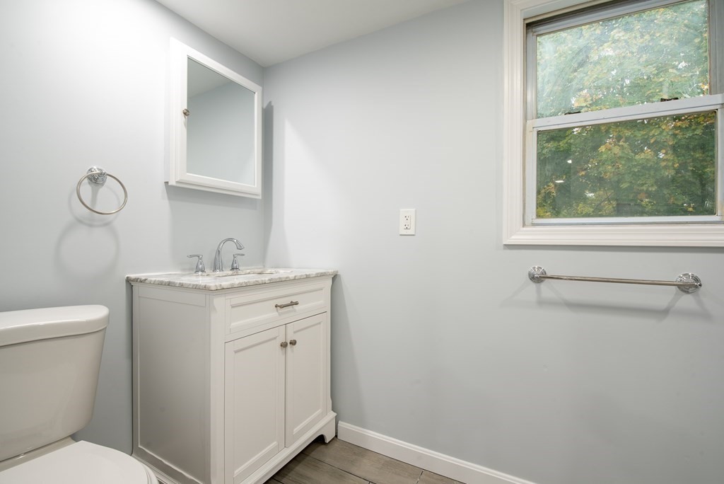 21 Wrentham Road Bellingham, MA 02019 - Photo 18 of 33 Gallery Image 18