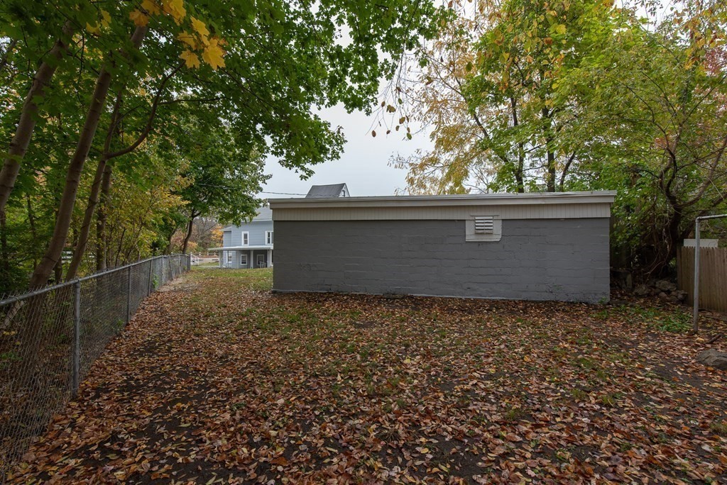 21 Wrentham Road Bellingham, MA 02019 - Photo 27 of 33 Gallery Image 27