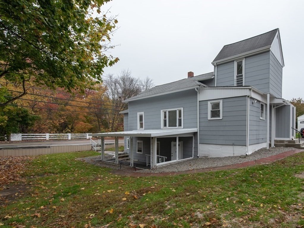 21 Wrentham Road Bellingham, MA 02019 - Photo 3 of 33 Gallery Image 3