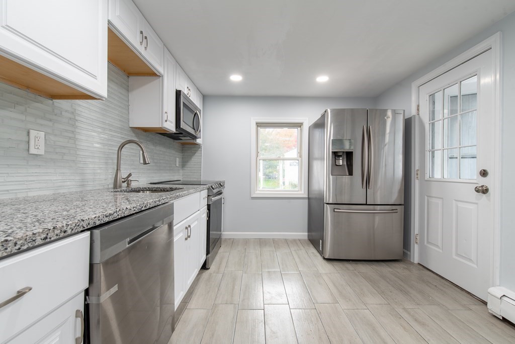 21 Wrentham Road Bellingham, MA 02019 - Photo 5 of 33 Gallery Image 5