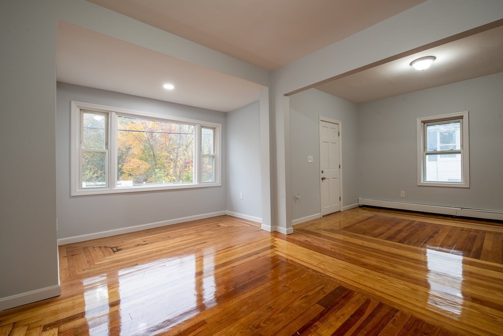 21 Wrentham Road Bellingham, MA 02019 - Photo 9 of 33 Gallery Image 9