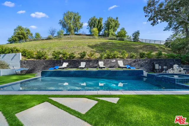$9,995,000 | 6006 Spring Valley Road, Hidden Hills, CA 91302