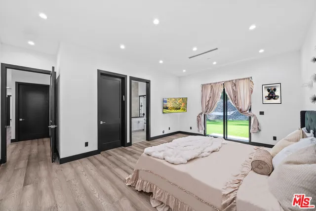 $9,995,000 | 6006 Spring Valley Road, Hidden Hills, CA 91302