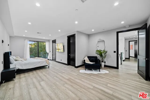 $9,995,000 | 6006 Spring Valley Road, Hidden Hills, CA 91302