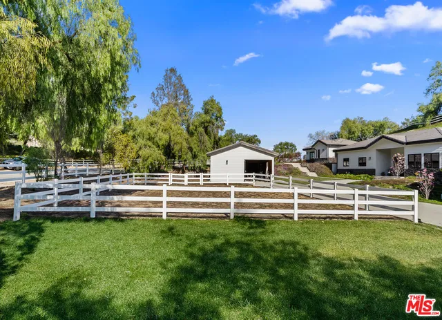 $9,995,000 | 6006 Spring Valley Road, Hidden Hills, CA 91302