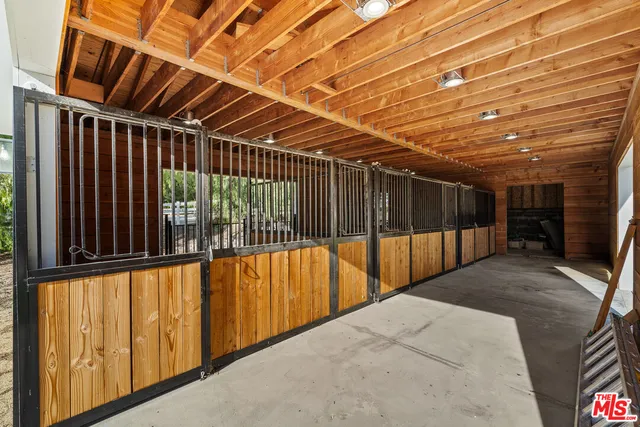 $9,995,000 | 6006 Spring Valley Road, Hidden Hills, CA 91302