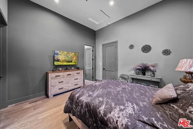 $9,995,000 | 6006 Spring Valley Road, Hidden Hills, CA 91302