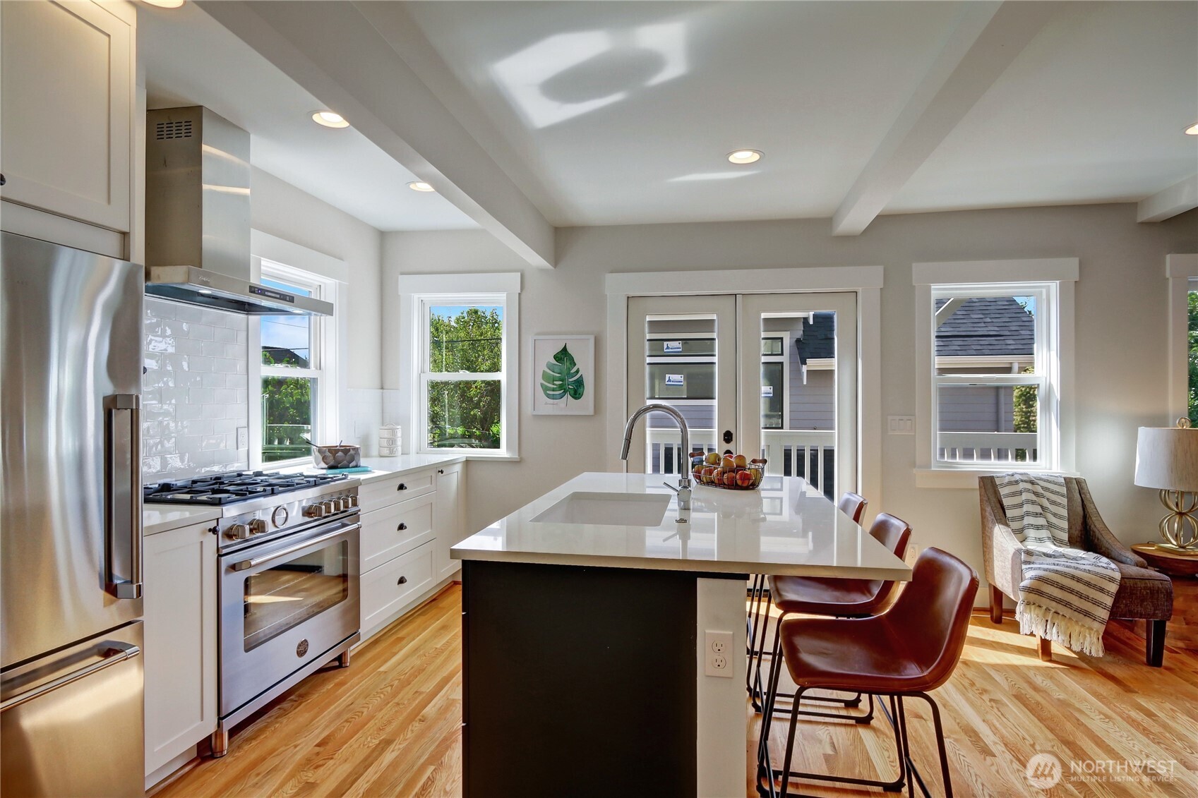 1611 10th Avenue West, Unit 1 Seattle, WA 98119 - Photo 15 of 39