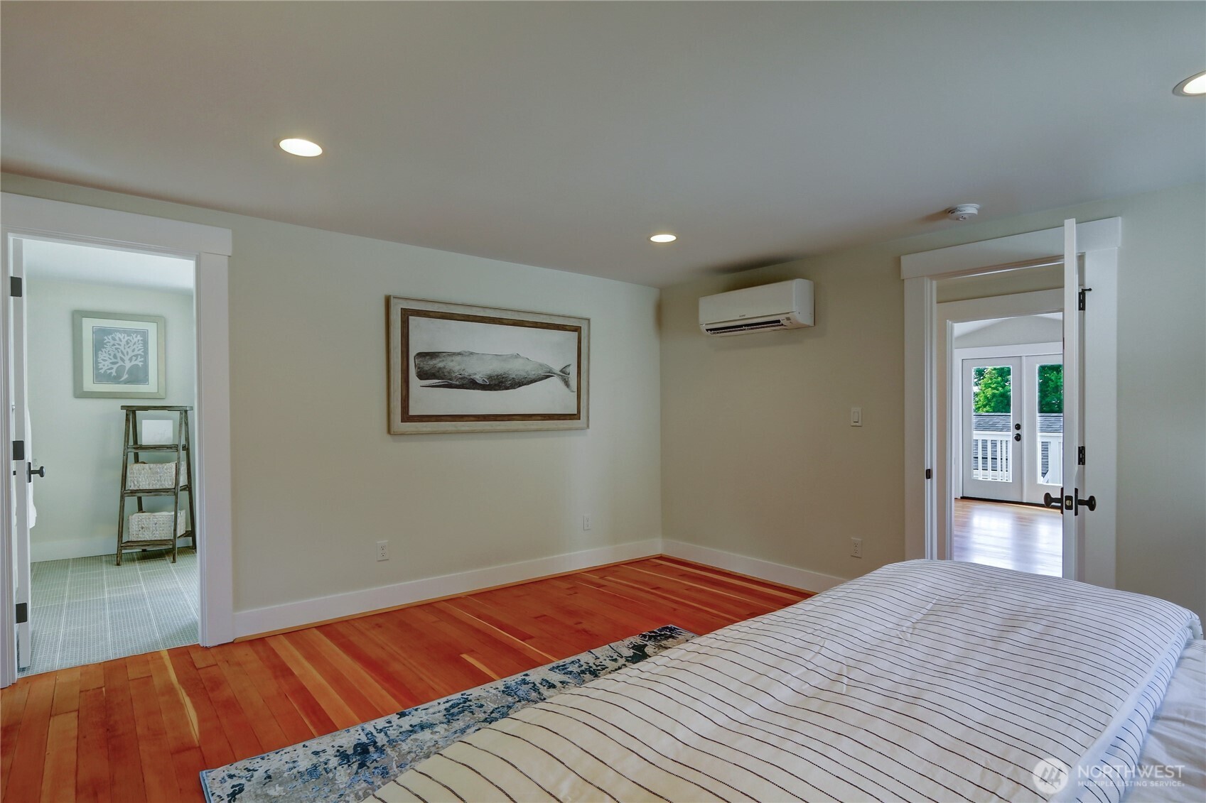 1611 10th Avenue West, Unit 1 Seattle, WA 98119 - Photo 22 of 39