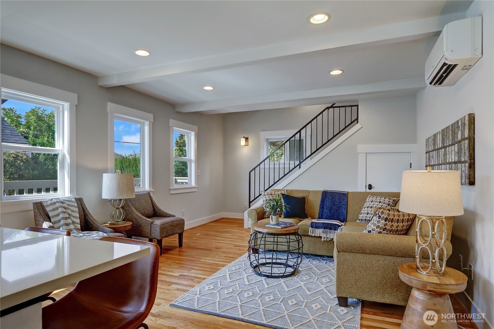 1611 10th Avenue West, Unit 1 Seattle, WA 98119 - Photo 9 of 39