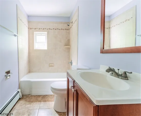 $2,150 | 18 Macfarlan Avenue, Hawthorne, NJ 07506