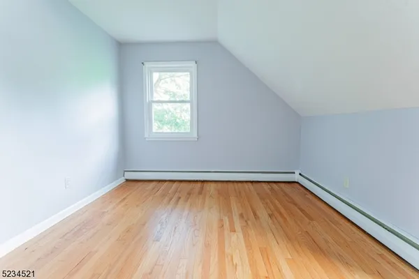 $2,150 | 18 Macfarlan Avenue, Hawthorne, NJ 07506