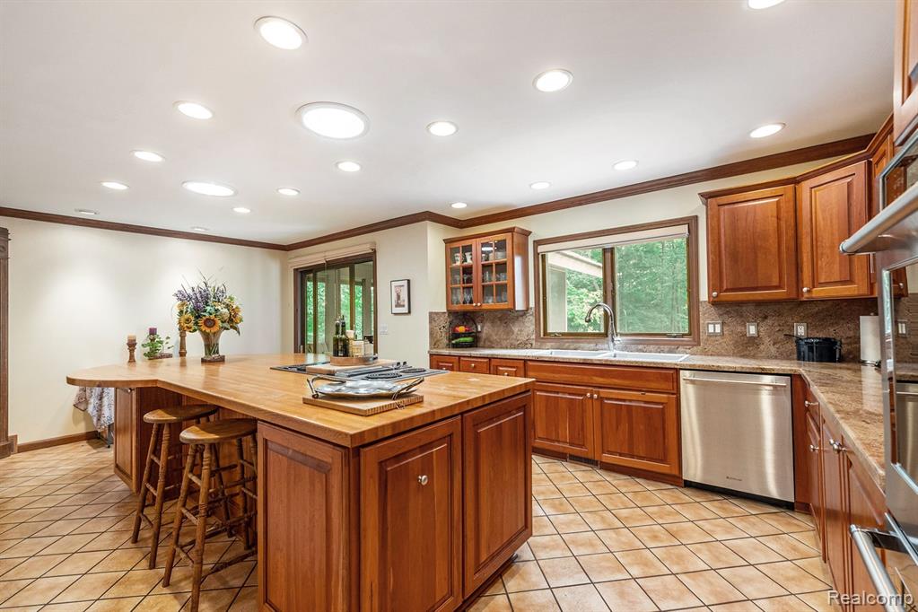 5261 Barber Road Metamora, MI 48455 - Photo 17 of 89