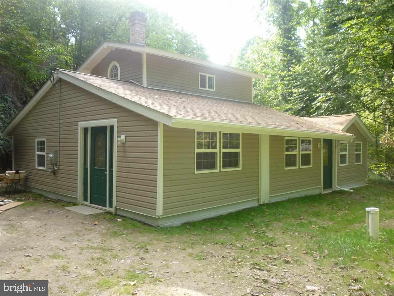 239 Pond Road Delta, PA 17314 - Photo 2 of 22 Gallery Image 2