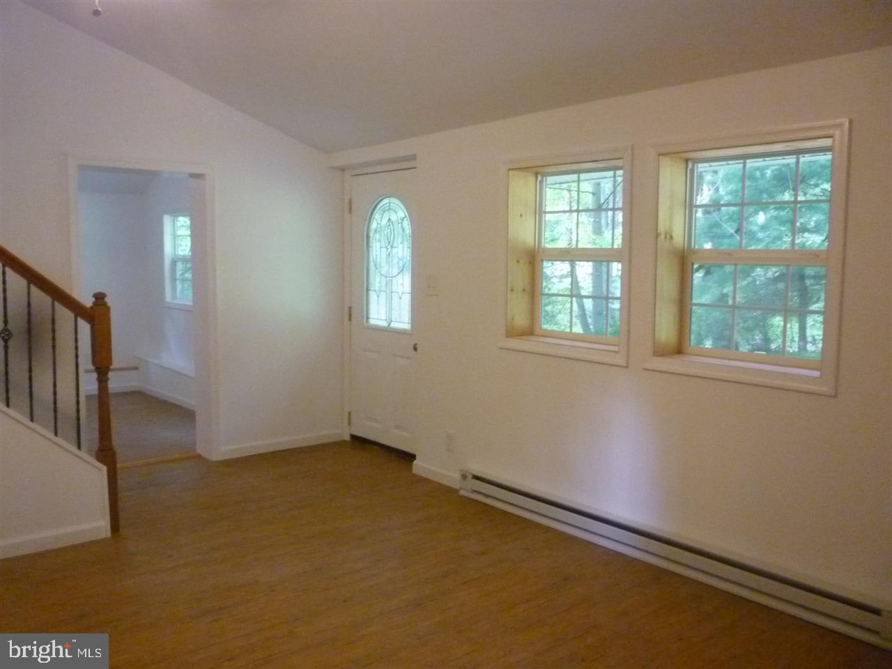 239 Pond Road Delta, PA 17314 - Photo 6 of 22 Gallery Image 6