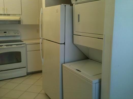 2721 Southwest 15th Street, Unit 104 Delray Beach, FL 33445 - Photo 4 of 6 Kitchen