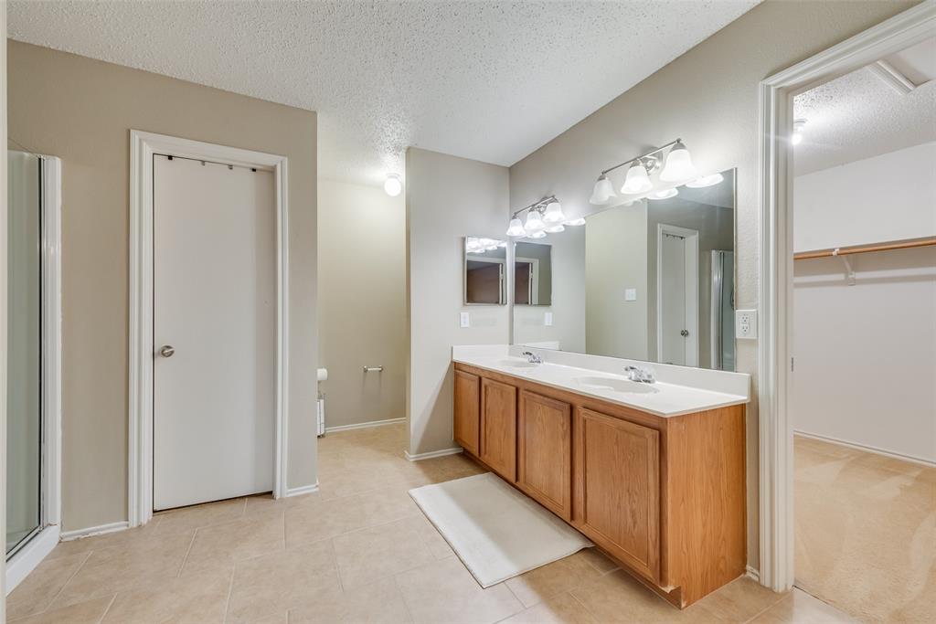 1620 Rialto Way Fort Worth, TX 76247 - Photo 16 of 30 Gallery Image 16