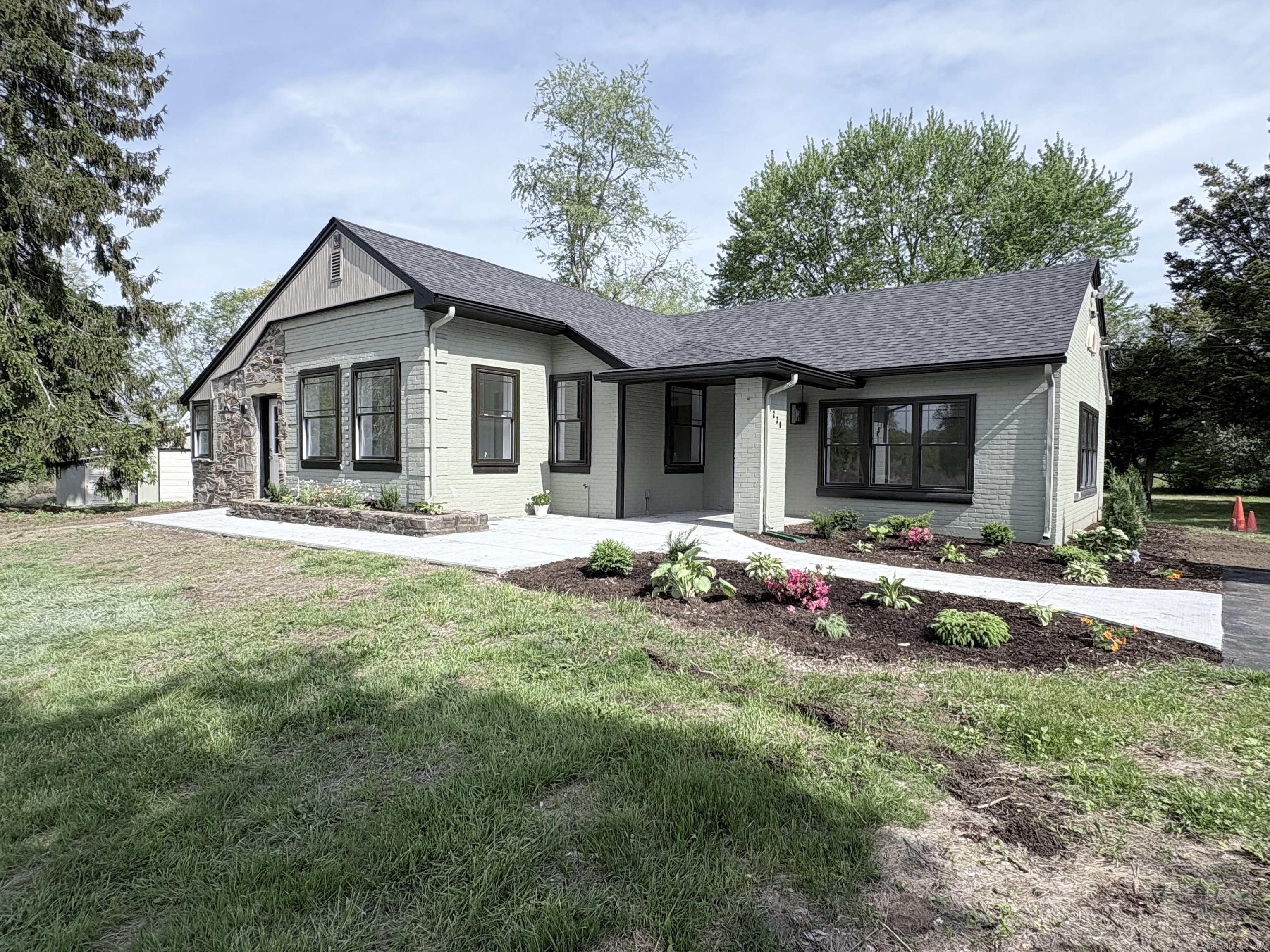 220 West Road Colchester, CT 06415 - Photo 1 of 40