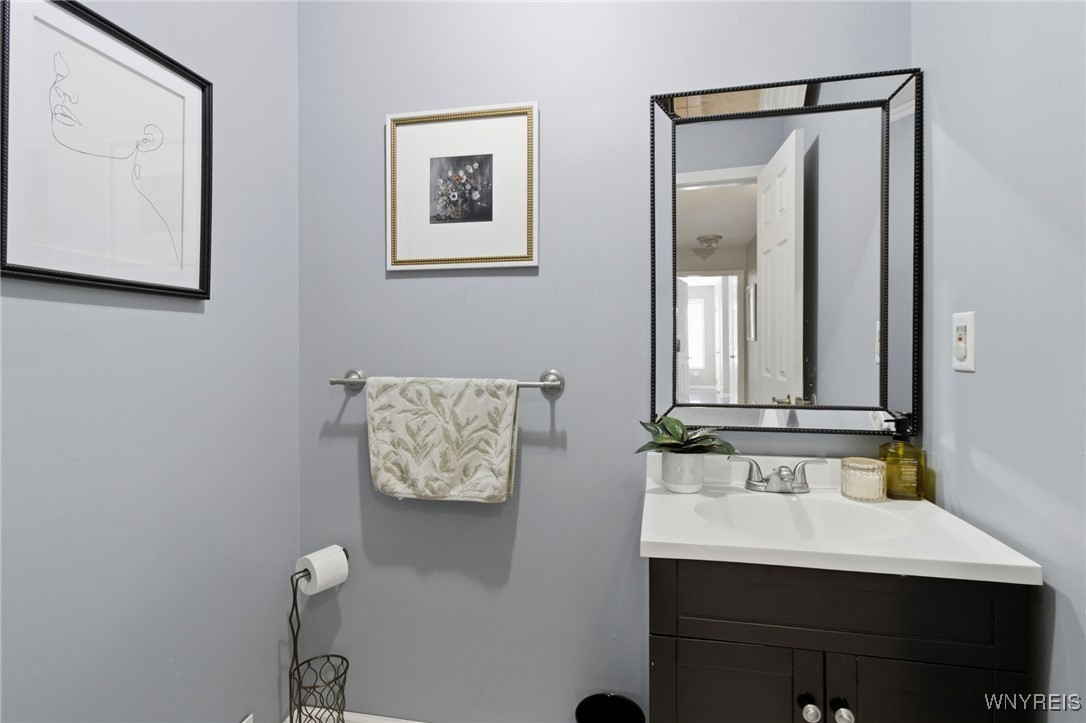 8140 Salt Road Clarence, NY 14032 - Photo 33 of 35