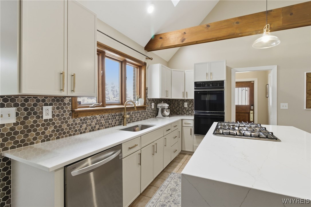 8140 Salt Road Clarence, NY 14032 - Photo 6 of 35