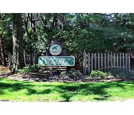 $2,650 | 5 Pheasant Run, Edison, NJ 08820