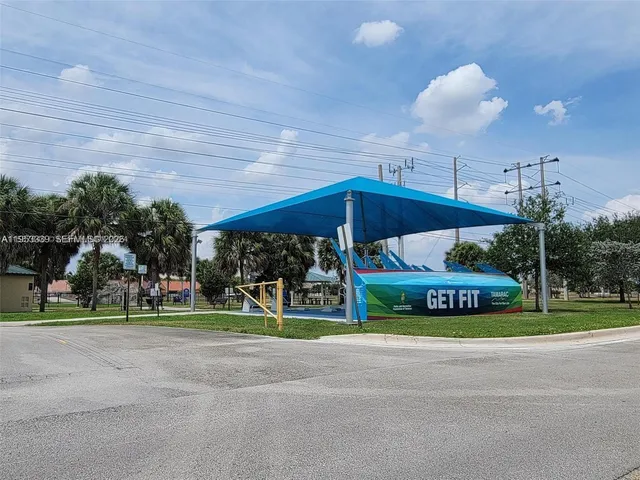 $420,000 | 8306 Santa Monica Avenue, Tamarac, FL 33321