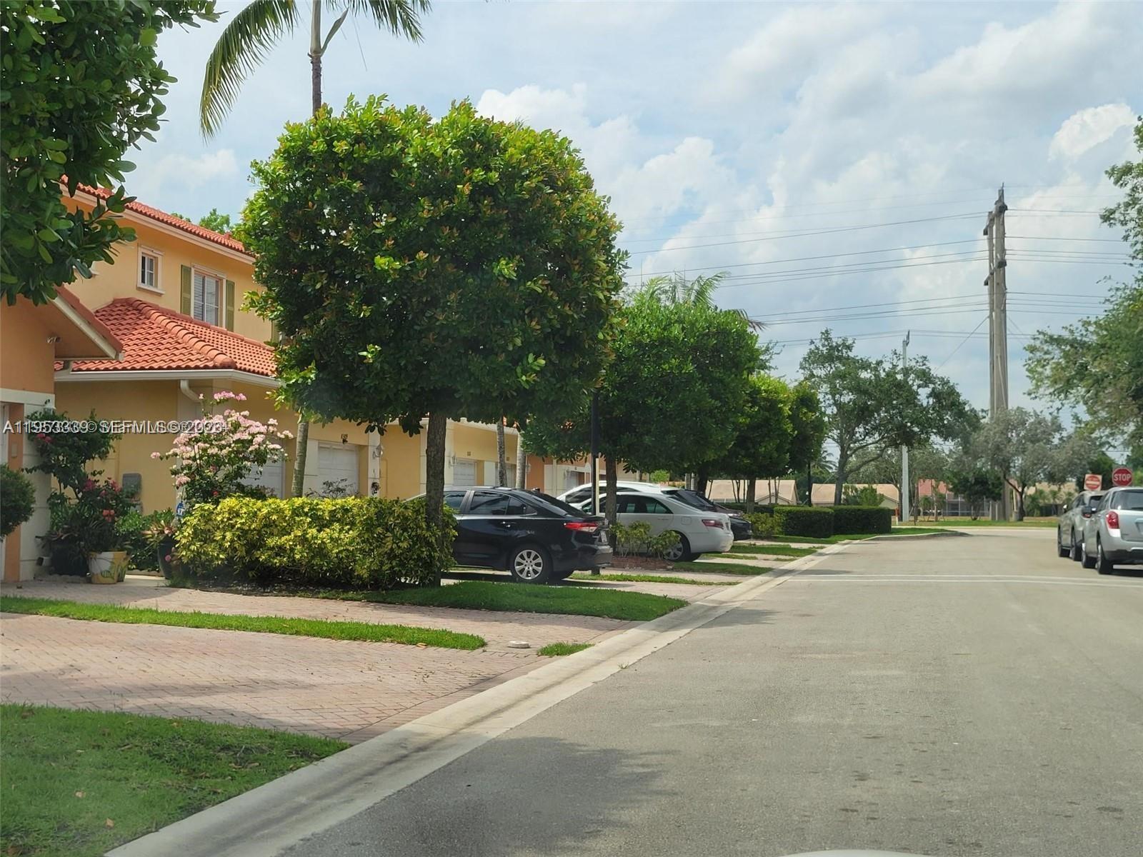 8306 Santa Monica Avenue Tamarac, FL 33321 - Photo 20 of 21