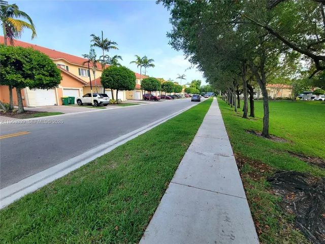 $420,000 | 8306 Santa Monica Avenue, Tamarac, FL 33321