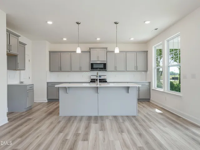 $388,965 | 625 Hipwood Drive, Zebulon, NC 27597