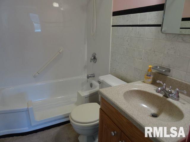 103 Craig Road Marquette Heights, IL 61554 - Photo 9 of 16 Gallery Image 9