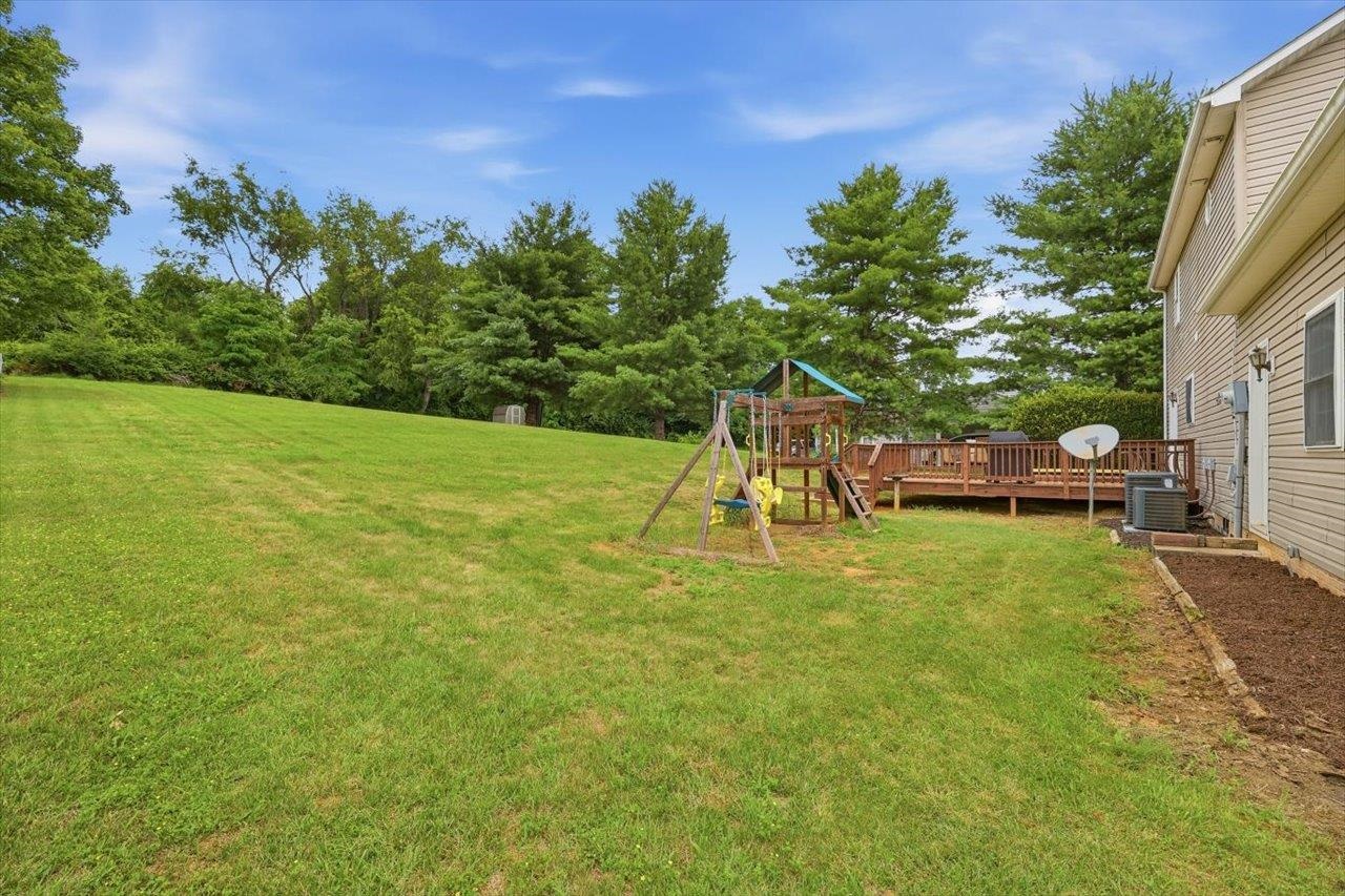 1836 Harvard Road Waynesboro, VA 22980 - Photo 28 of 41