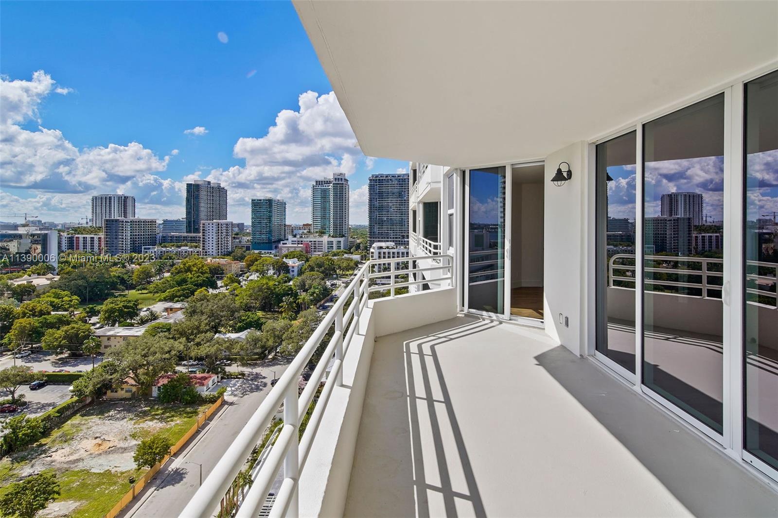 555 Northeast 34th Street, Unit 2307 Miami, FL 33137 - Photo 16 of 63