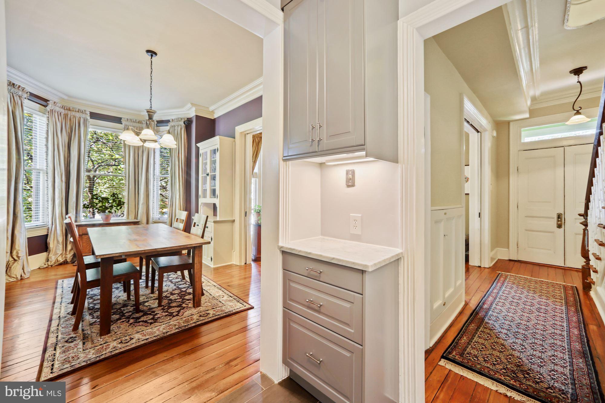 942 O Street Northwest Washington, DC 20001 - Photo 8 of 28 Open yet traditional plan living