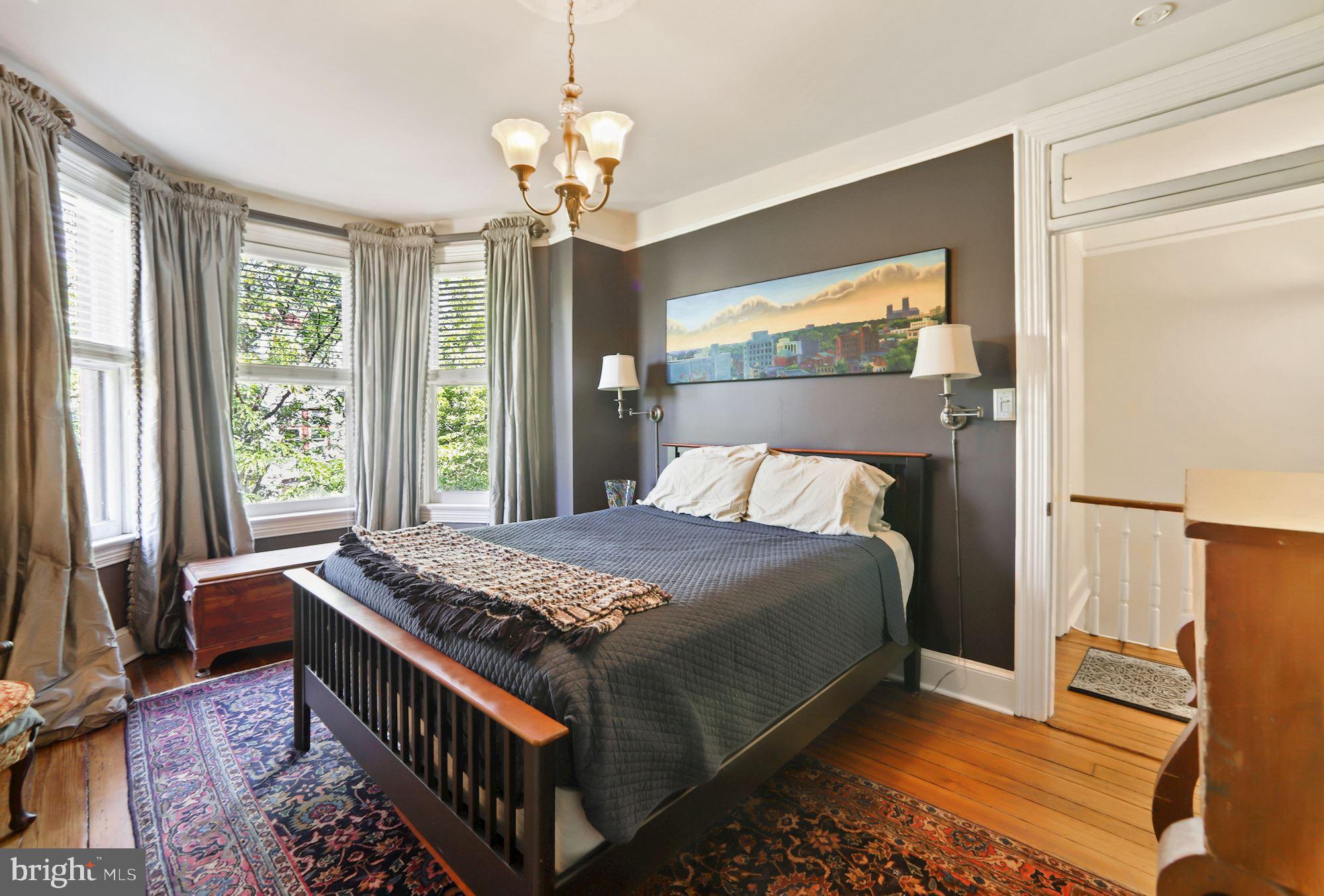 942 O Street Northwest Washington, DC 20001 - Photo 10 of 28 Large master anchored by a beautiful bay window