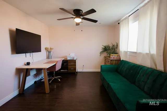 $398,000 | 2173 Northeast Beaman Street, Mountain Home, ID 83647