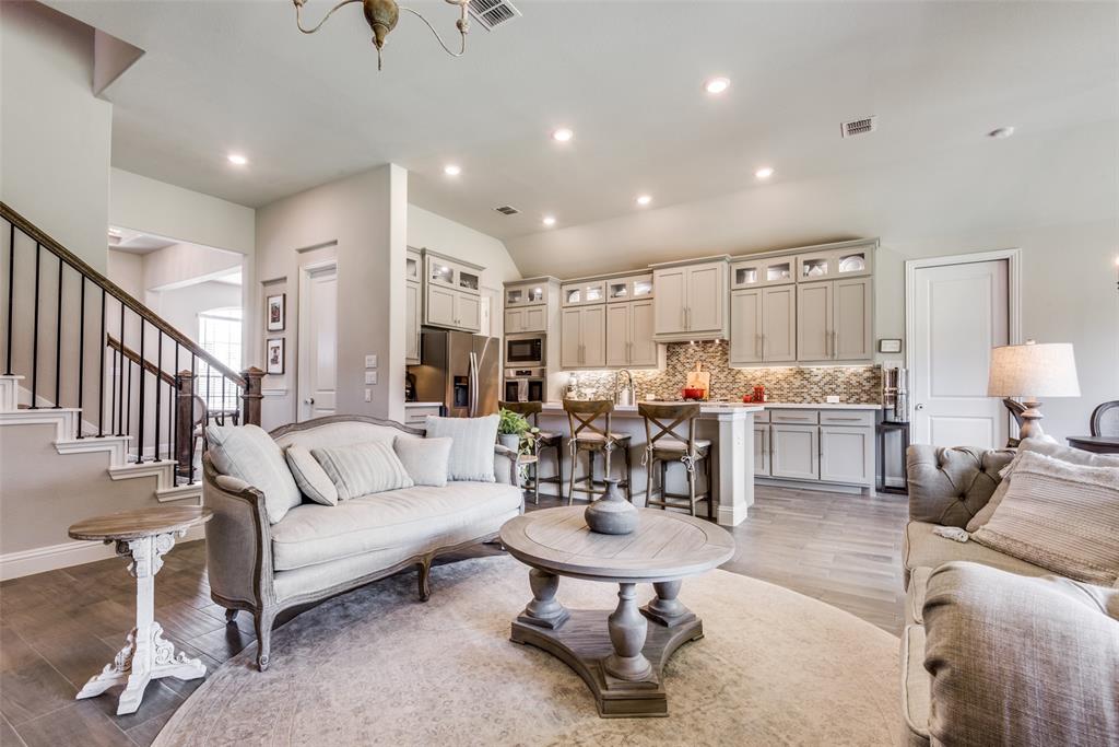 9759 Hickory Hill Road Frisco, TX 75035 - Photo 9 of 38