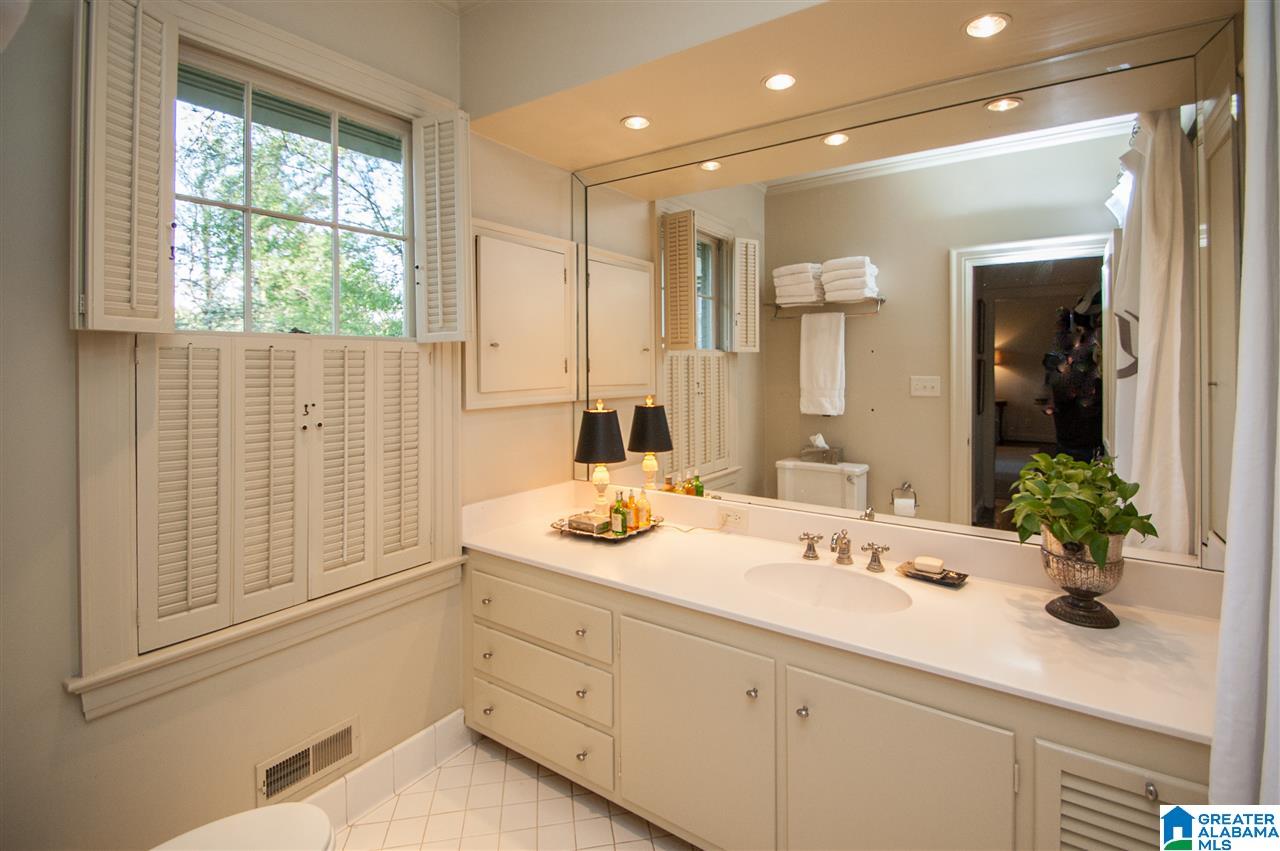 3270 East Briarcliff Road Birmingham, AL 35223 - Photo 39 of 50